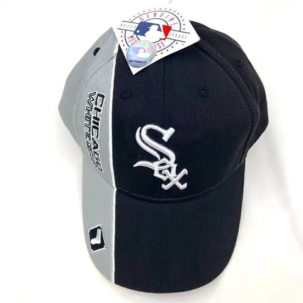 Chicago White Six Black Gray Genuine Merchandise Cotton Ball Cap NEW with Tag